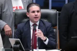 Hugo repete texto do fim da 6×1 para pressionar Planalto e destravar Câmara