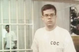 Baiano condenado por massacre em cinema vira escritor e lança livro sobre o próprio crime que cometeu