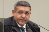 Kassio Nunes Marques determina suspensão de pesquisa que apontou queda de Flávio Bolsonaro