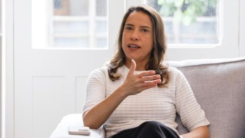 “Sou contra qualquer intervenção externa à soberania brasileira”, afirma Raquel    