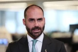 “Jamais substituiria o Pix”, diz Eduardo Bolsonaro