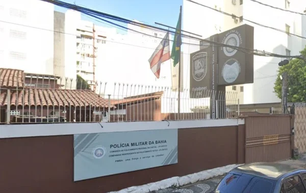 Funcionário de batalhão é preso por mandar fotos de PMs para facções criminosas em Salvador
