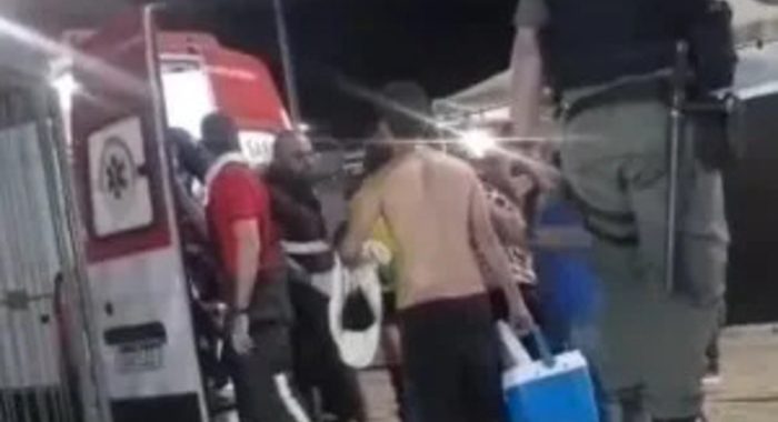 Tiroteio no São João de Serra Talhada deixa um morto e 15 feridos, entre eles cinco PMs