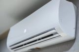 Prefeito leva ar-condicionado da prefeitura para casa e vira réu; saiba quem