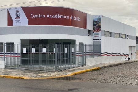UFPE abre concurso com 16 vagas para professor do magistério superior