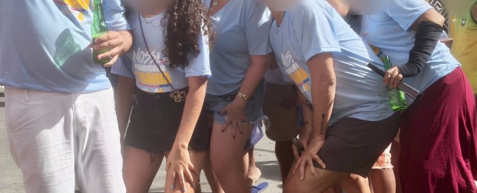 Denúncia aponta uso de camisetas, bonés e distribuição de cerveja a simpatizantes de ACM Neto no 2 de Julho