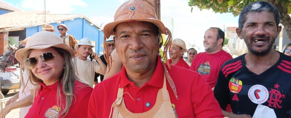 Prefeito de Curaçá disse que vai votar em Zó para estadual e Diego Coronel para federal Prefeito de Curaçá disse que vai votar em Zó para estadual e Diego Coronel para federal