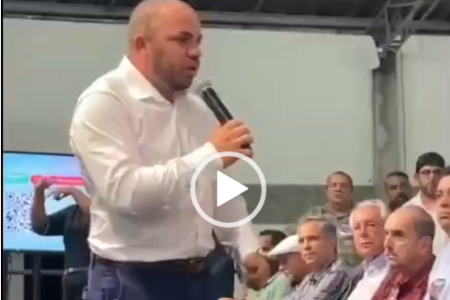 Ex-aliado de ACM Neto exalta tratamento recebido por Jerônimo: “nem tudo é emenda e dinheiro” Ex-aliado de ACM Neto exalta tratamento recebido por Jerônimo: “nem tudo é emenda e dinheiro”