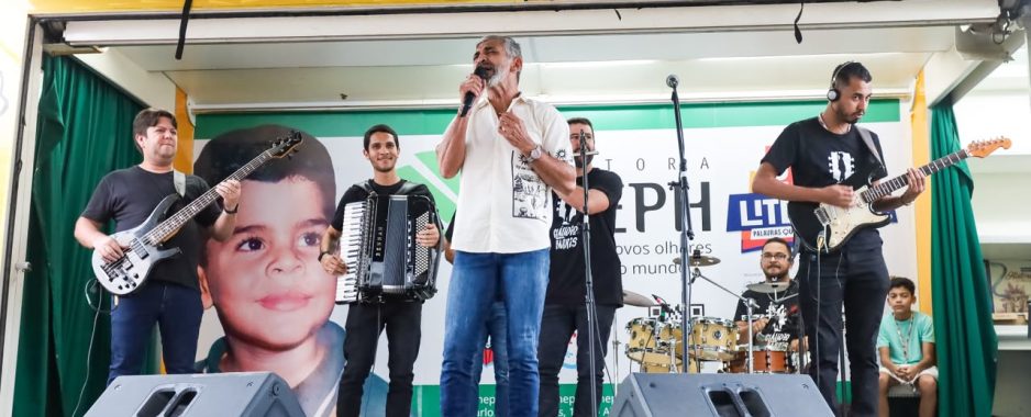 Espetáculos musicais, mesas e lançamentos celebram penúltimo dia do Juá Literária