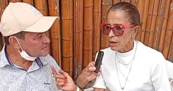 Vereadora Detinha entrega documento ao Governo do Estado solicitando investimentos para Canudos