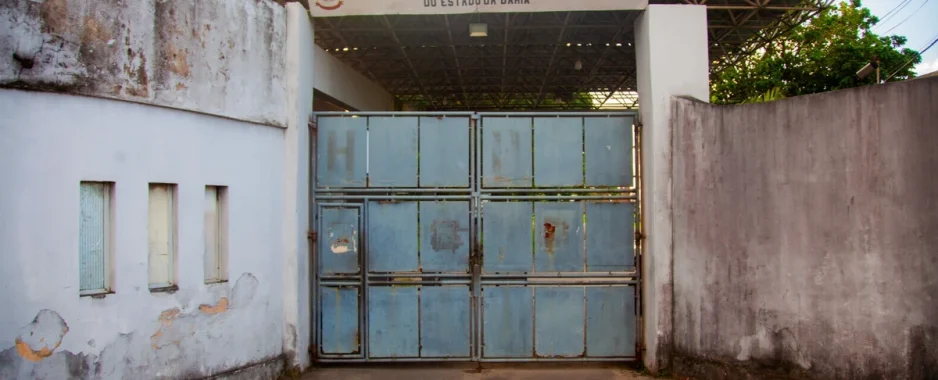 Em clima de mistério, Bahia fecha “manicômio judiciário” e divide médicos e juristas Em clima de mistério, Bahia fecha “manicômio judiciário” e divide médicos e juristas