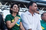 PL faz nova tentativa para pacificar relação entre Michelle Bolsonaro e Flávio