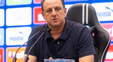 Rogério Ceni lamenta chance perdida e faz cobrança ao elenco do Bahia