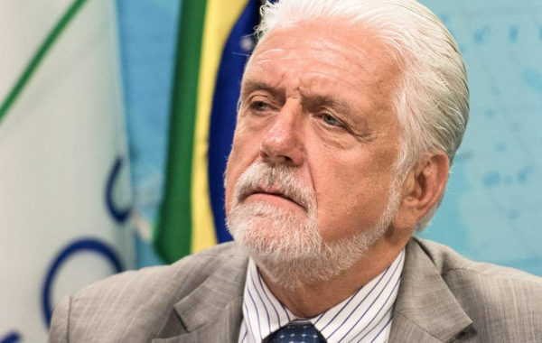 Wagner diz que ACM Neto esconde ligação com Bolsonaro na Bahia
